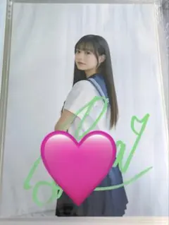 新品】仲村悠菜1st写真集17。サイン本 - メルカリ