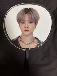 Item thumbnail for item 16ce107f-7e98-4ffe-820f-7e402996b2df