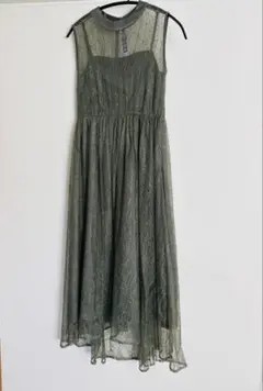 結婚式　お呼ばれドレス　パーティードレス　オリーブグリーン