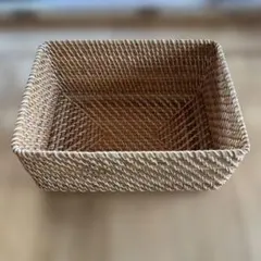 無印良品　重なるラタン長方形バスケット中