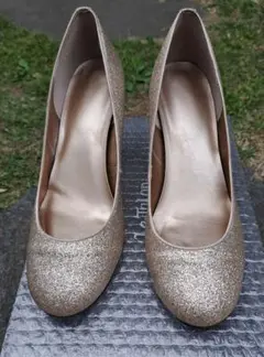 ゴールドグリッターパンプス
