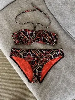 エルメス　水着　ビキニ