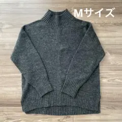 美品 GU タートルニット セーター ダークグレー Mサイズ 裾スリット