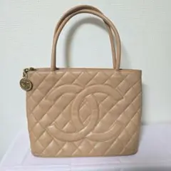 大幅値下げCHANEL シャネル　キャビアスキン 復刻　トートバッグ ベージュのサムネイル