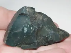 Q-91 出雲石 114g 碧玉 瑪瑙 原石 鑑賞石 自然石 誕生石 鉱石 鉱物