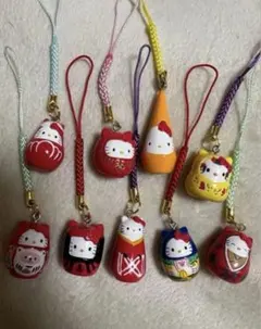 ハローキティ　ご当地だるま根付けキーホルダー