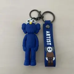 KAWS カウズ ラバーフィギュア キーホルダー×1 - メルカリ