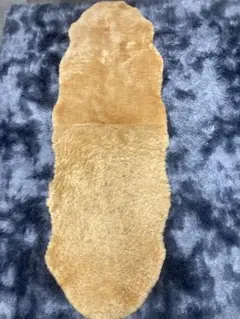 本物のラムスキンラグ ベージュのサムネイル