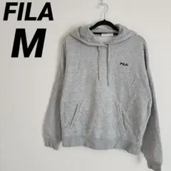 美品✨FILA グレー フード付きパーカー【M】レディース　ロゴ刺繍