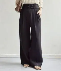 Thevon ベルト付きハイウエストタックパンツ　S ブラック