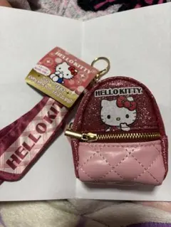 【新品】サンリオ　HELLO KITTY スカーフ付キラキラチャームリュック