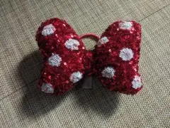 ディズニー リボン型ヘアゴム 赤