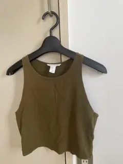 FOREVER 21 タンクトップ カーキ Mサイズのサムネイル