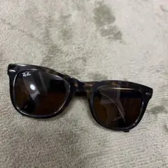 ウェイファーラー Ray-Ban RB4105 710 レイバン 折りたたみ