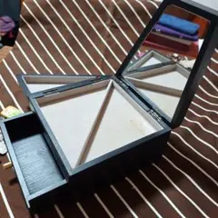 木製黒ドジュエリーケースレッサー ミラー付き 引き出しあり値下げしました!