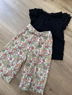 futafuta 花柄パンツ 黒トップスおまけ