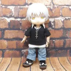 オビツ11　服　アウトフィット　カットソー＆デニムパンツ　黒×白　水色ジーンズ