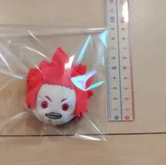 赤い髪のキャラクター ぬいぐるみ