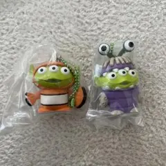リトルグリーンメン　エイリアン フィギュア 2体セット　ガチャ
