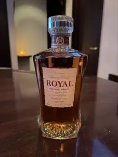サントリー ウイスキー ROYAL 700mlのサムネイル