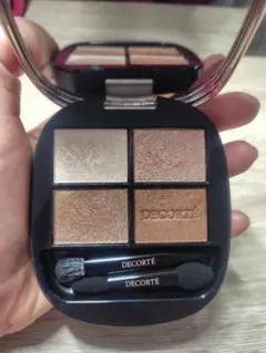 コスメデコルテ スキンシャドウデザイニングパレット01 Rosy Brown