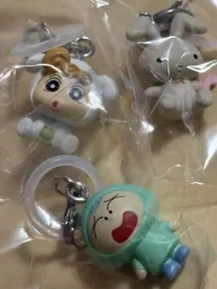 クレヨンしんちゃん　めじるしアクセサリー2 3点セット