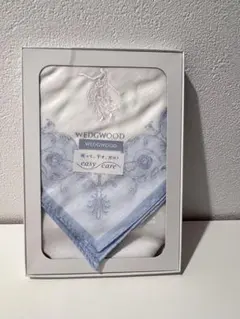 【新品】WEDGWOOD ハンカチ ブルー 綿100% 箱付き ギフト