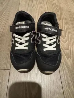 New Balance ブラックスニーカー ベルクロ