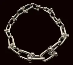 高級感 ハードウェアチェーンブレスレット シルバーシンプル 洗練デザイン