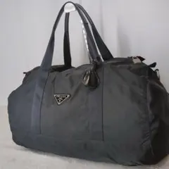 PRADA ボストンバッグ ブラック 三角ロゴ 南京錠 ダッフルバッグ 