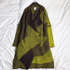 美品　イッセイミヤケ 23AW　リブ編み プリーツ　ロングニットカーディガン 2のサムネイル