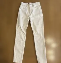 Ｍ*ａ様 RED CARD ホワイト スリムフィットジーンズ　22サイズ