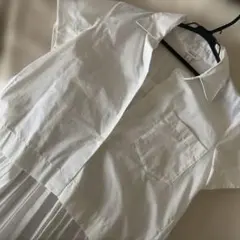 【BANANA REPUBLIC 】プリーツバックシャツ