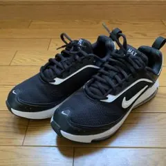 ナイキ　ウィメンズ　エアマックスAP