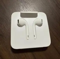 アップル純正　iphoneイヤホン　ライトニングイヤホン