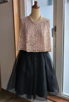 【kaene】レーストップス ドッキングワンピース ブラック×ピンクベージュのサムネイル