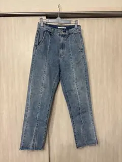 【美品】KBF レディース　スリット　デニム