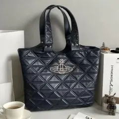 Vivienne　Westwood　ブラックキルティングトートバッグ