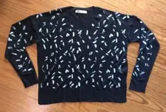 ZARA黒のペイント柄ニット