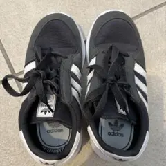 adidas スニーカー　美品　20センチ