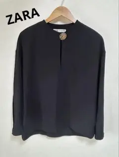 ZARA ★黒ブラック★長袖ブラウスシャツ/ビジュボタン付き