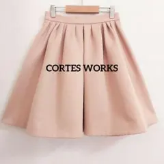 CORTES WORKS コルテスワークスフレアスカート Mベージュのサムネイル