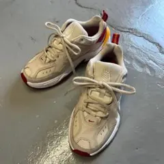 23.5㎝ NIKE ナイキ スニーカー　ベージュ　厚底