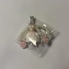 サンリオ ホワイトフリルデザインシリーズ　シークレットストラップ　マロンクリーム