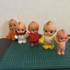 宅急便コンパクトいっぱいのキューピー人形 ！5体セット ニット衣装付き①