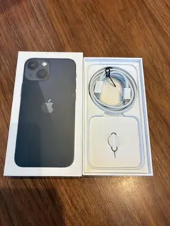 Apple iPhone 13 ミッドナイト 本体