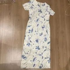 半袖ワンピース　ロング丈　トラサルディ　ポリエステル100% サイズ44