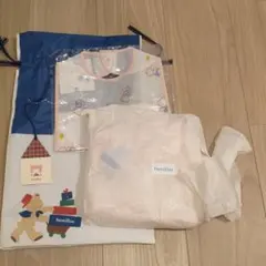 新品未使用✩ familiar ベビーケープ ベビースタイ 女の子 2点セット