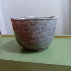 グレーと白の陶器