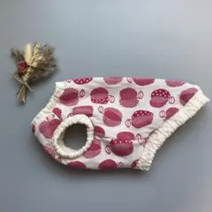 犬服　ハンドメイド　ジャガードニット　Sサイズ　赤リンゴ柄白ベース
